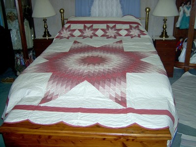 Queen Amish Hand Made Star Quilt  90x109  Stars on Pillow Cover