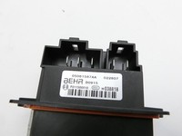 Chrysler 300C LE 04-07 Widerstand Gebläse Lüfter Chrysler 300C LE 04-07 07.08.2007 05061587AA F011500010 H038818... Vorschau 6
