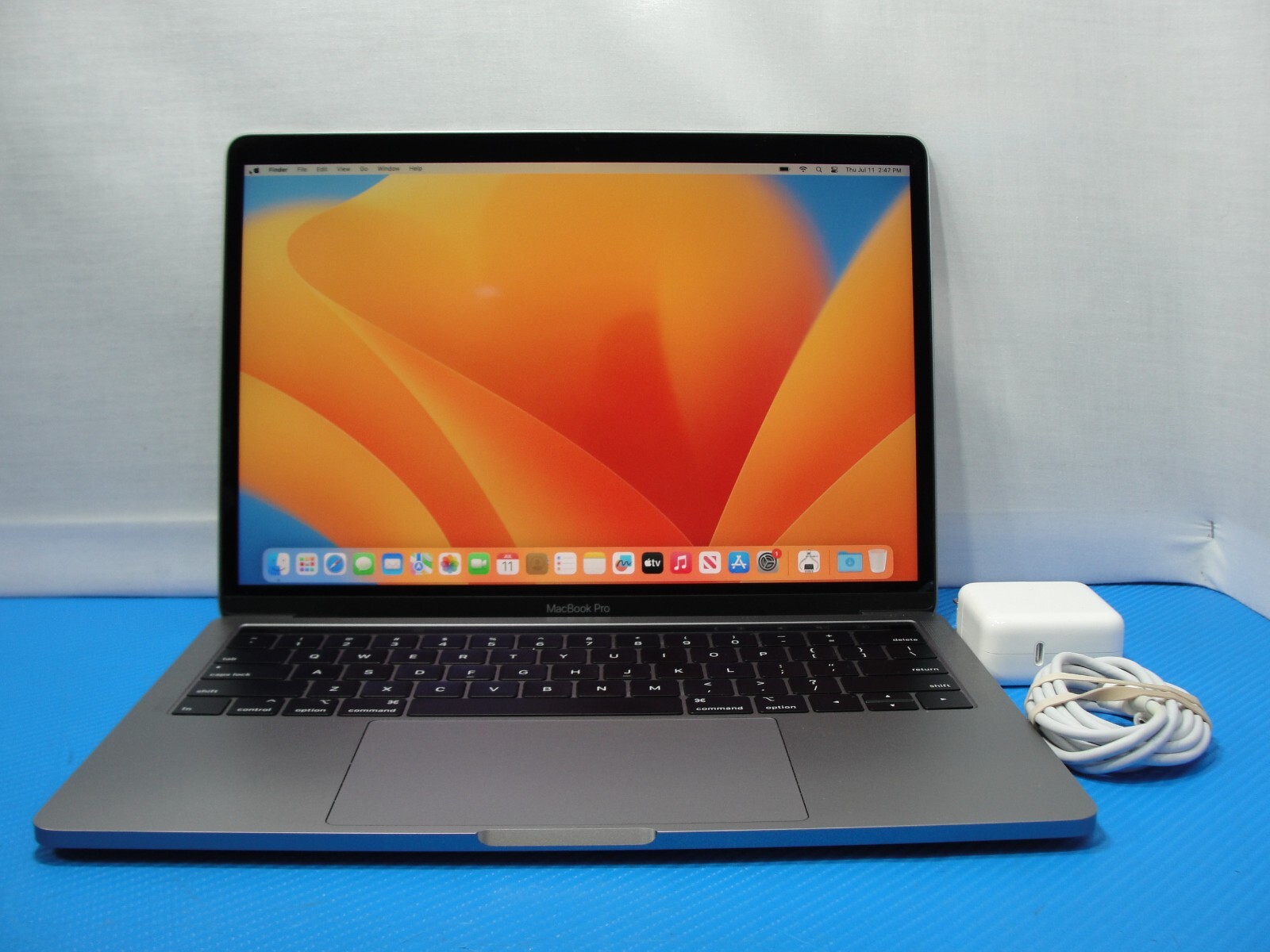 MacBook本体 MacBook pro 13-inch 2018 41q2joOlbfL._UF894,1000_QL80_.jpg