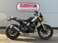 Triumph Scrambler 400 X, 2024