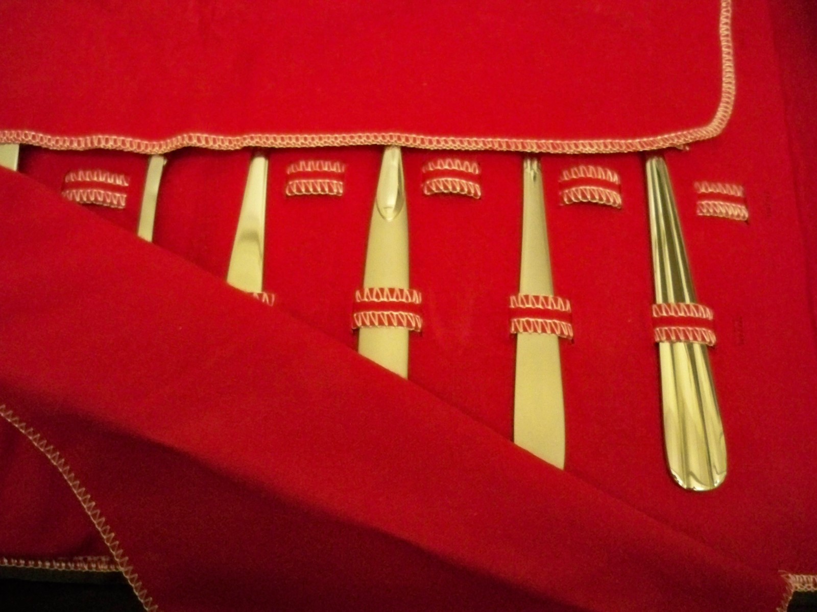 SALESMAN SAMPLES DISPLAY KIT FOR STAINLESS FLATWARE IN BLACK CASE