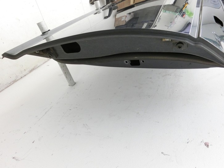 Audi A4 8W B9 15-19 Kombi Tür Beifahrertür Rechts Vorne LX7L Audi A4 8W B9 15-19 05.04.2016 8W0831052 gebraucht Vorschau 5