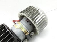 BMW 318Ci E46 00-03 Gebläsemotor Lüftermotor Heizungsgebläse BMW 318Ci E46 00-03 25.02.2002 9204154 64119204154... Vorschau 5