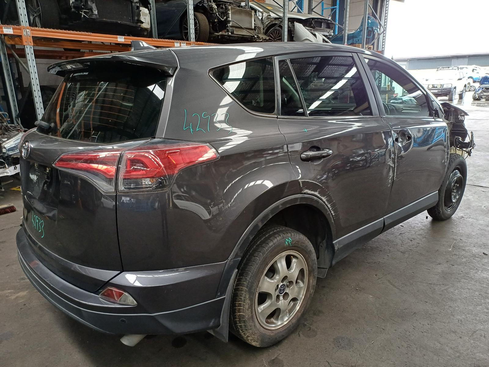 TOYOTA RAV4 XA40 12/2012-12/2018 FUEL FLAP - thumbnail 5