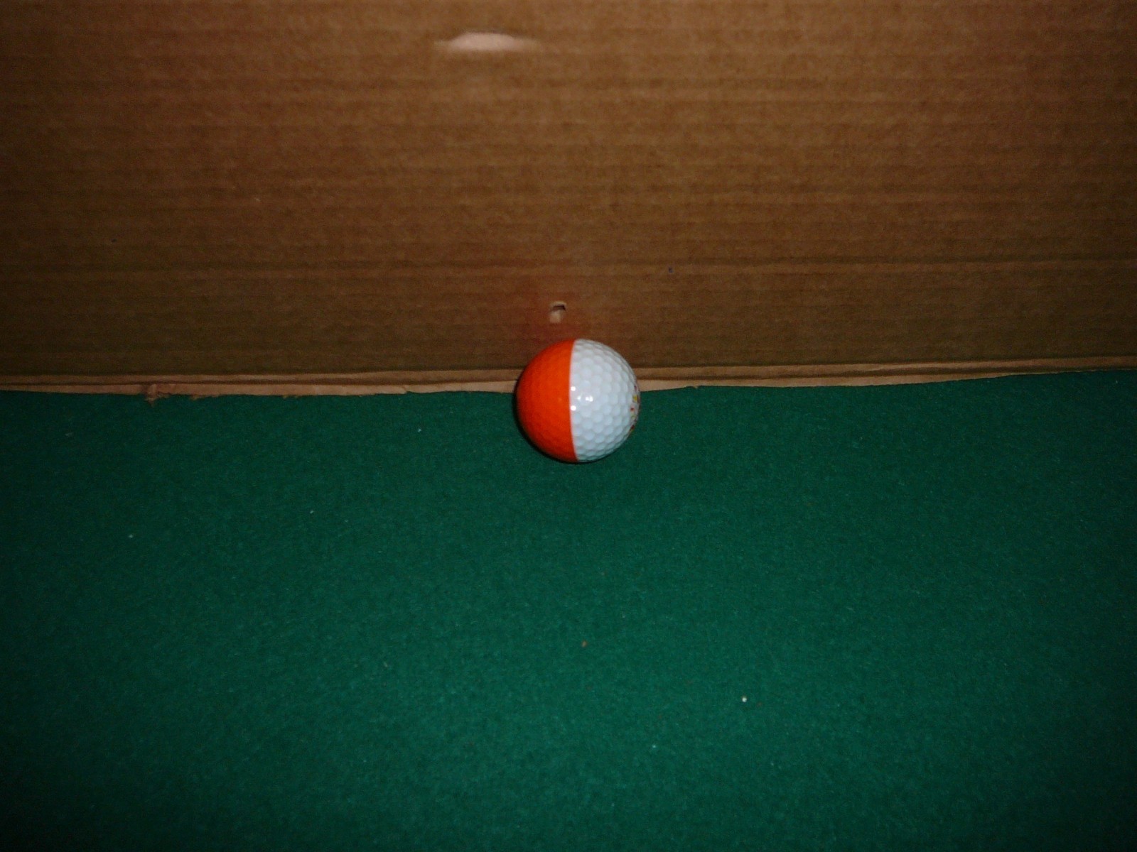 VINTAGE PING EYE #2    5 ORANGE AND WHITE WITH FIESTA LOGO GOLF BALL.