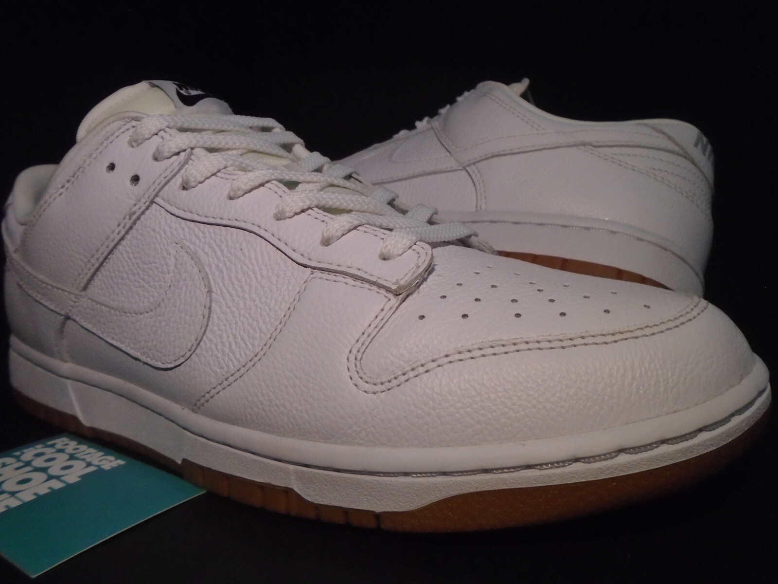 NIKE SB DUNK LOW PREMIUM BY YOU ID TRIPLE WHITE GUM BROWN