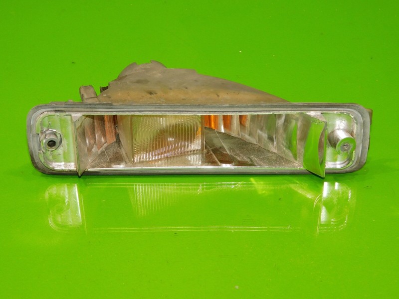 90-91 Integra OEM driver left front bumper turn signal light lamp marker