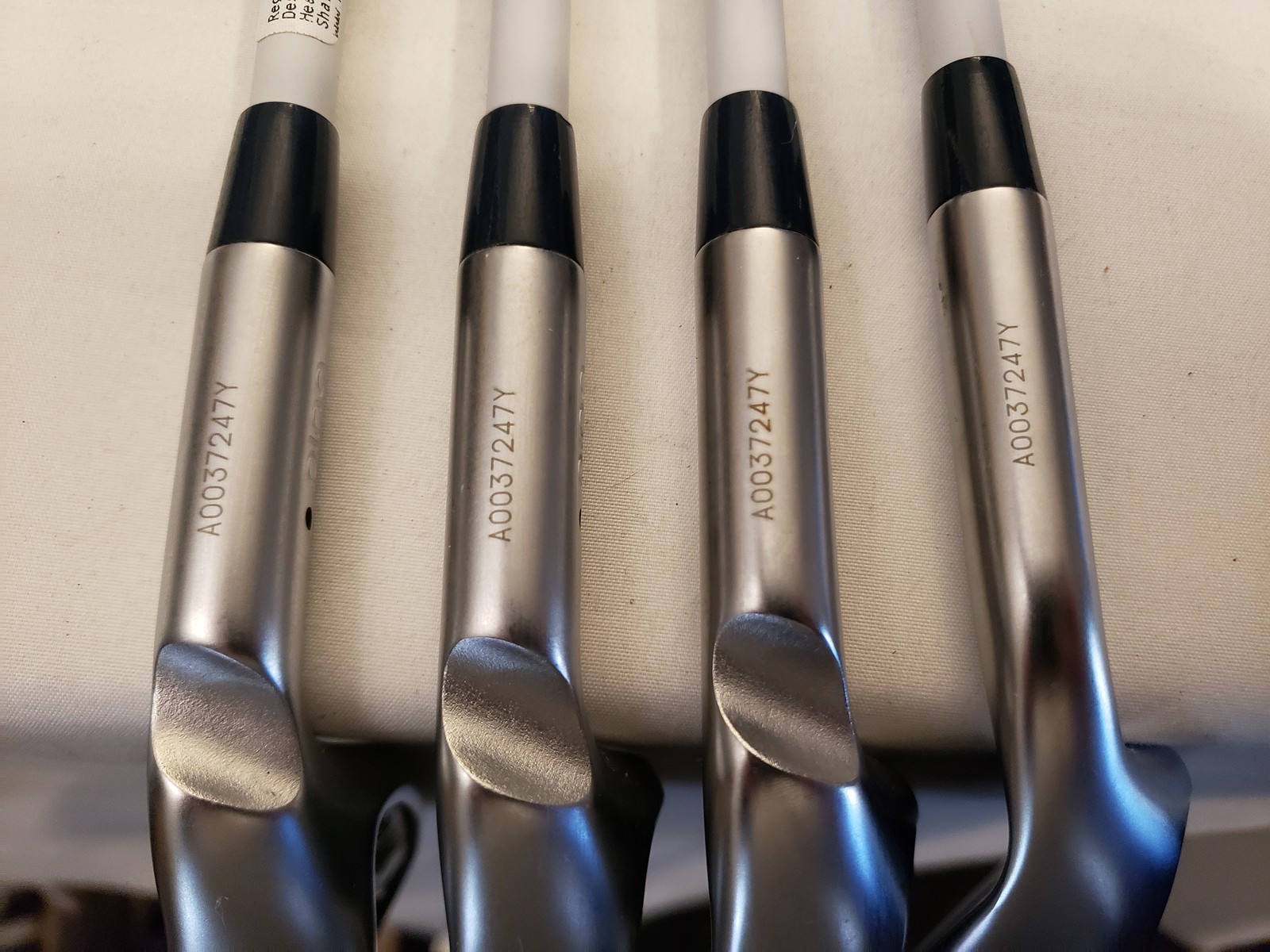 Used Ping G Le3 Iron Set (8-PW, SW) 4 Clubs - ULT 250 Ladies - RH