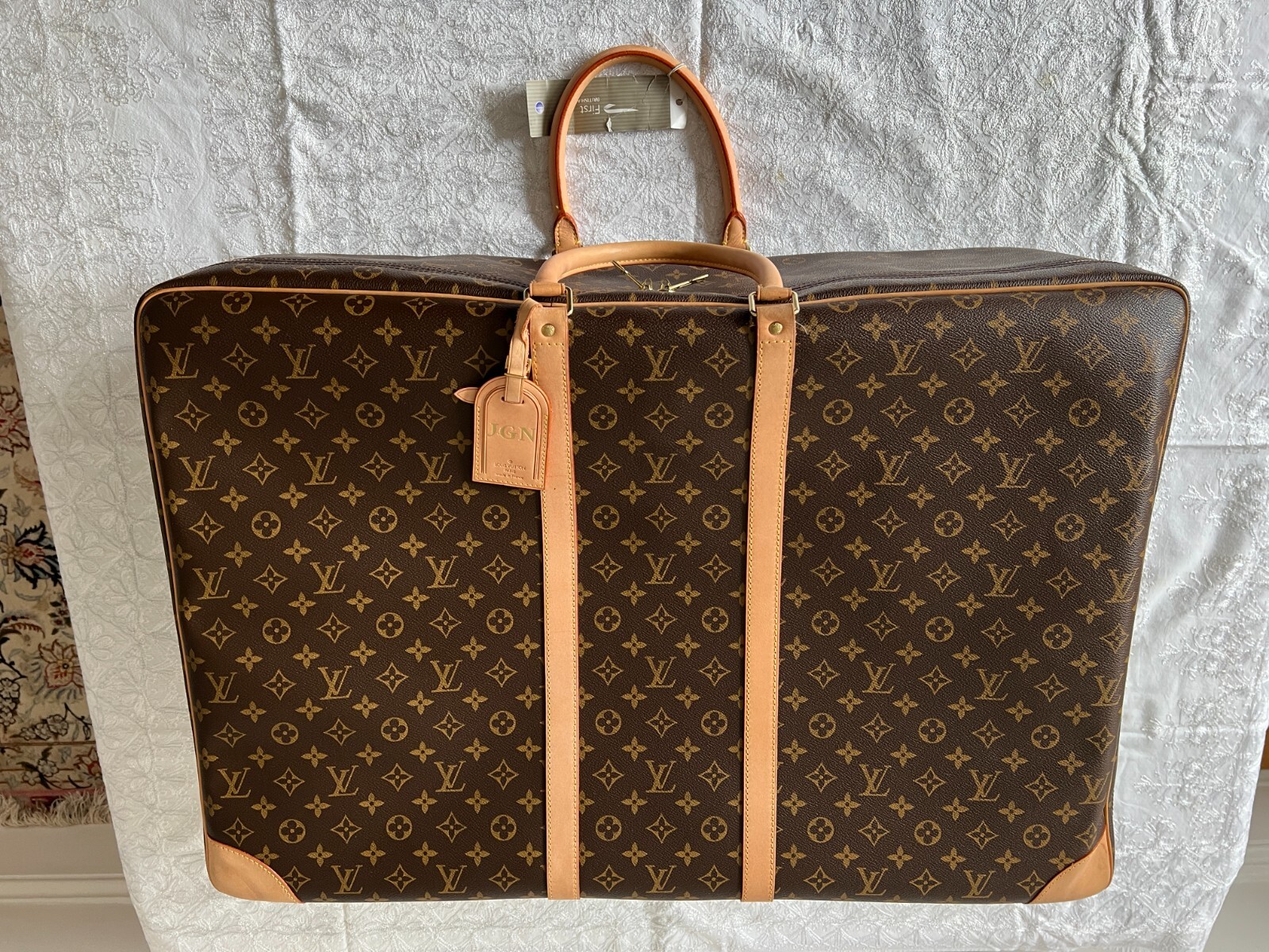 ルイヴィトン　シリウス70 Louis Vuitton Authentic Sirius 70 LV MonoGram Soft Suitcase