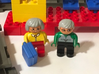 Lego Duplo 2732 Push Along Play Train Station Set 16 Gray Track Vtg 1993