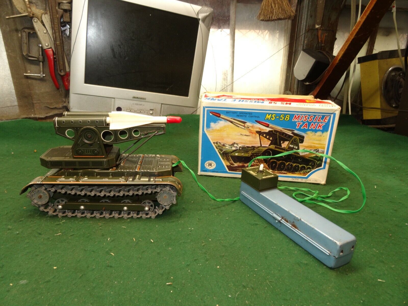 AMAZING VINTAGE RARE MASUDAYA MS-58 MISSILE TANK TIN JAPAN AMAZING VINTAGE RARE MASUDAYA MS-58 MISSILE TANK TIN JAPAN