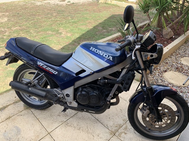 Honda vtz 250 фото