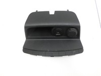 Peugeot 2008 CU 16-19 USB AUX Buchse Anschluss und Ablage Peugeot 2008 CU 16-19 30.08.2017 98007141XT gebraucht Vorschau 2