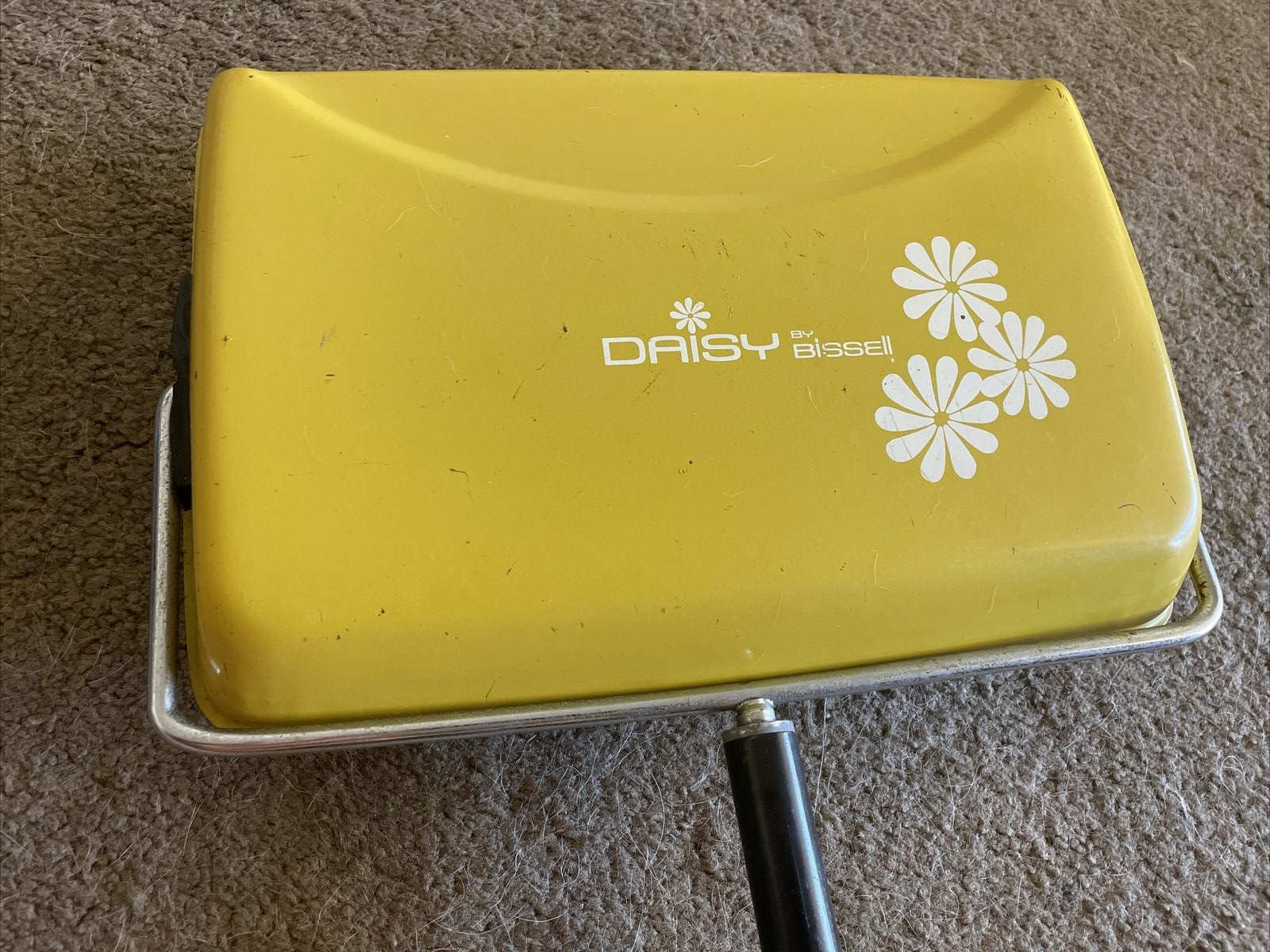 Vintage Bissell Daisy Yellow Push Manual Sweeper Vacuum