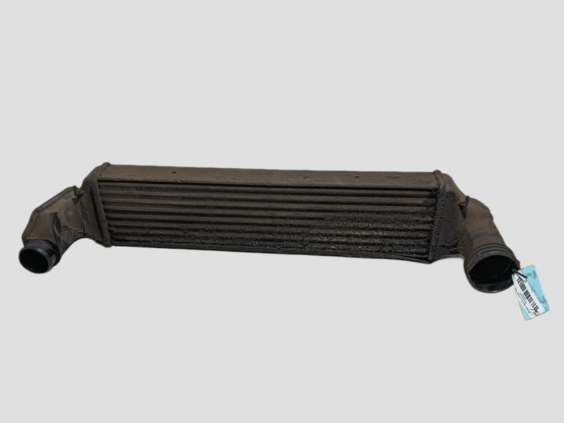 17517786351 Intercooler / Echangeur DÂ´Air / 77863510 / 1423471 Pour Bmw Serie 3
