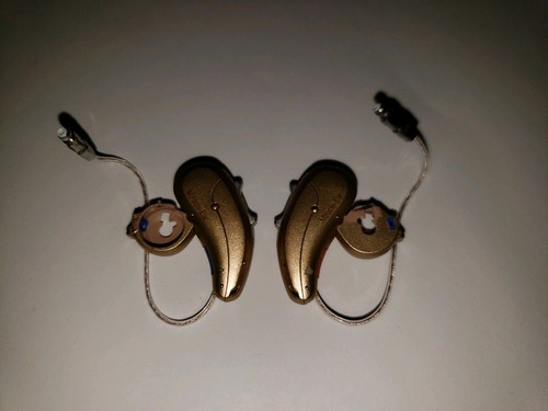 2 Miracle Ear ME RIC 3200 RIC 312 Hearing Aids Receiver-in-Canal Mint Condition!