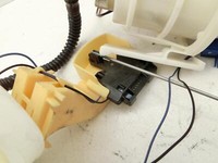 BMW F01 F04 7er AH7 08-12 Hybrid 4,4 330KW Kraftstoffpumpe Kraftstoff Förderpumpe Tankgeber BMW F01 F04 7er AH7... Vorschau 4