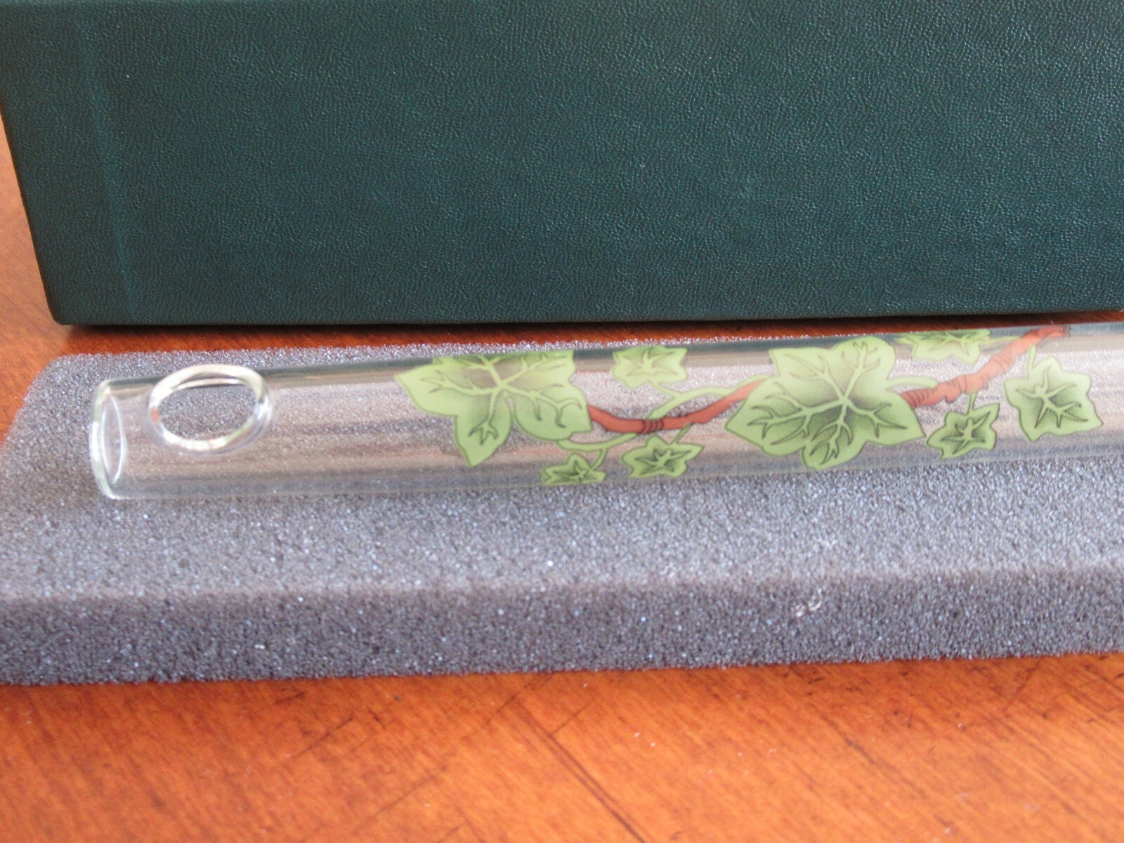 Hall Crystal Flute in C Ivy PICCOLO 104 USA Made Floral in original Box #11204