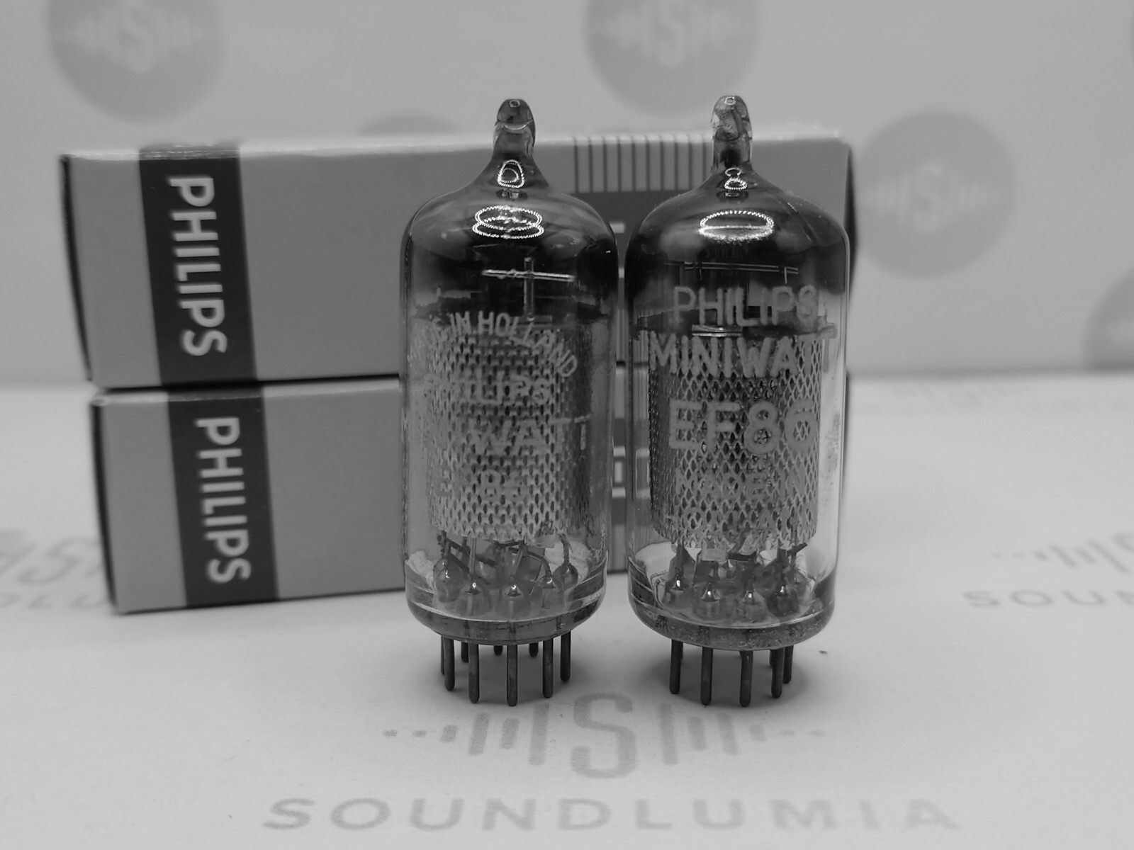 新品同様 Mullard Old Logo EF86 Mesh  英国製 新品同様 Mullard Old Logo EF86 Mesh 英国製