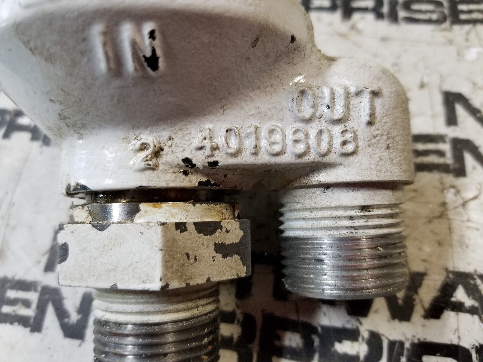 4019608 Genuine OEM Cummins Filter Head Cover - Picture 1 of 3