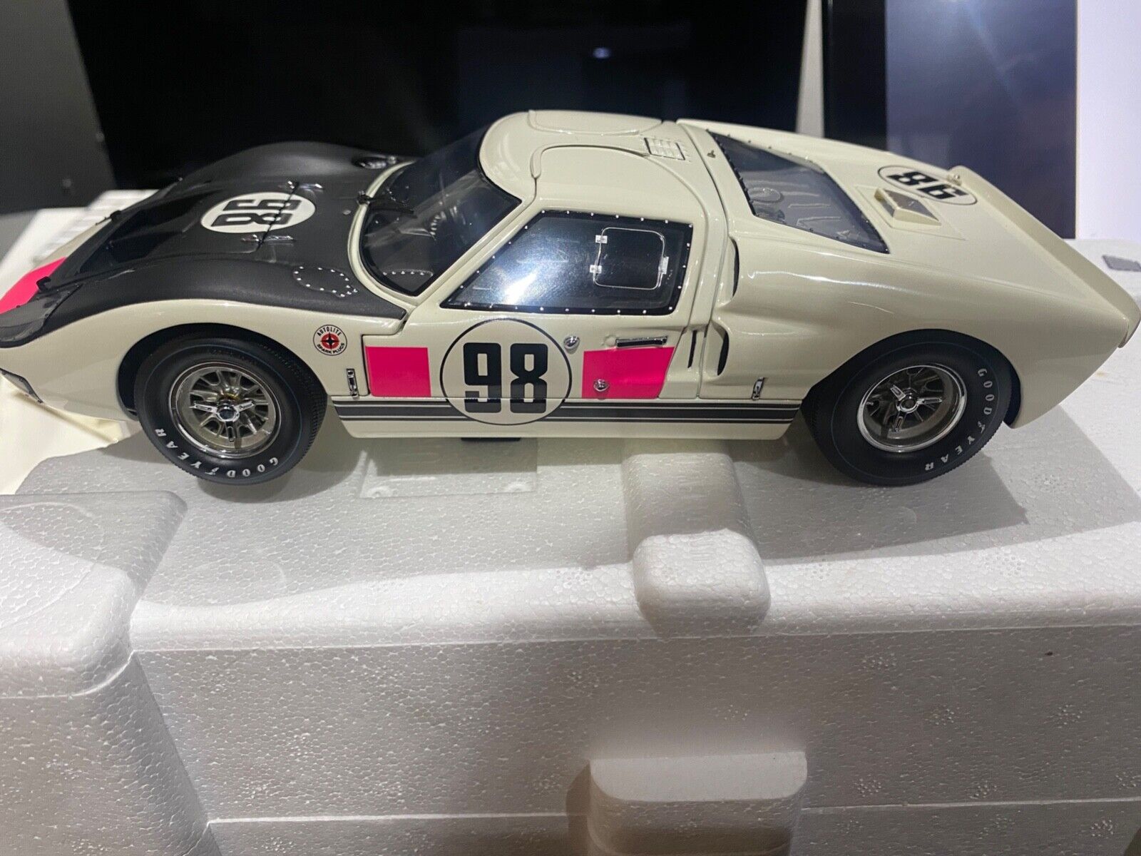 5%OFF】 ☆激レア絶版☆EXOTO*1/18*1966 24h*ルマン≠BBR Mans 5%OFF】 ☆激レア絶版☆EXOTO*1/18*1966 24h*ルマン≠BBR Mans