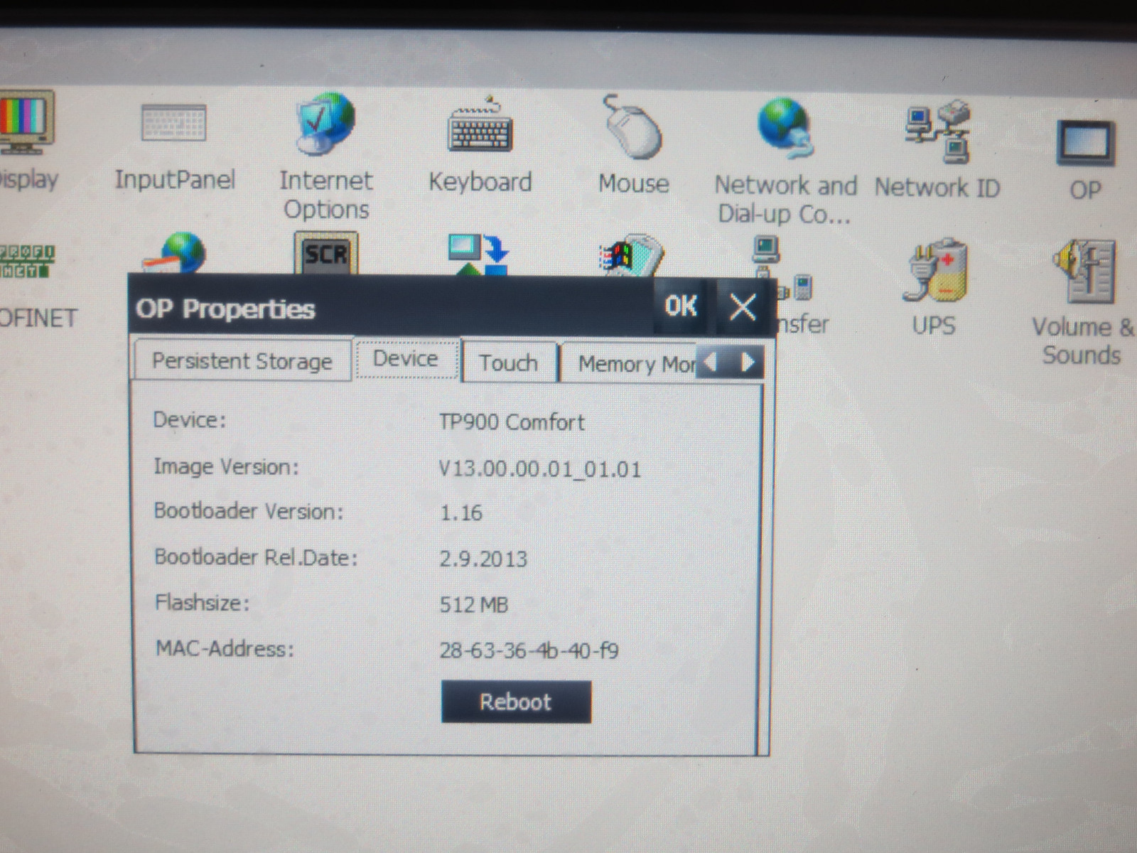 Siemens 6AV2 124-0JC01-0AX0 HMI TP 900 Comfort Touch, 2015 Brand New Open Box