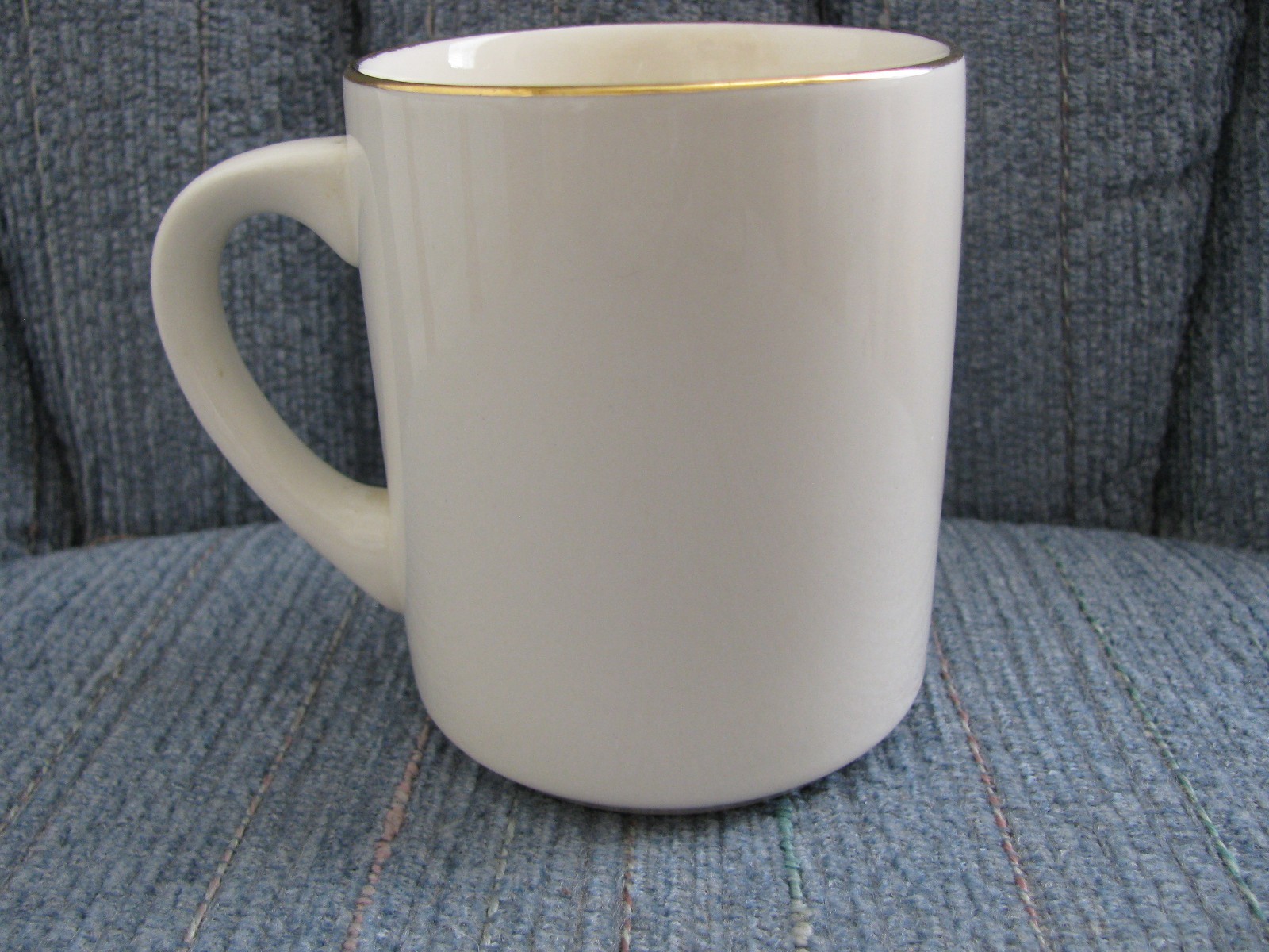 Vtg 1970s DEA DOJ Drug Enforcement Administration 8 oz Ceramic Mug Gold Trim