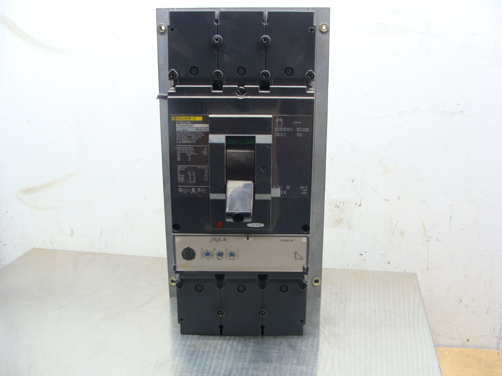SQUARE D POWERPACT CIRCUIT BREAKER LJ600 LJL36600U31X 600VAC