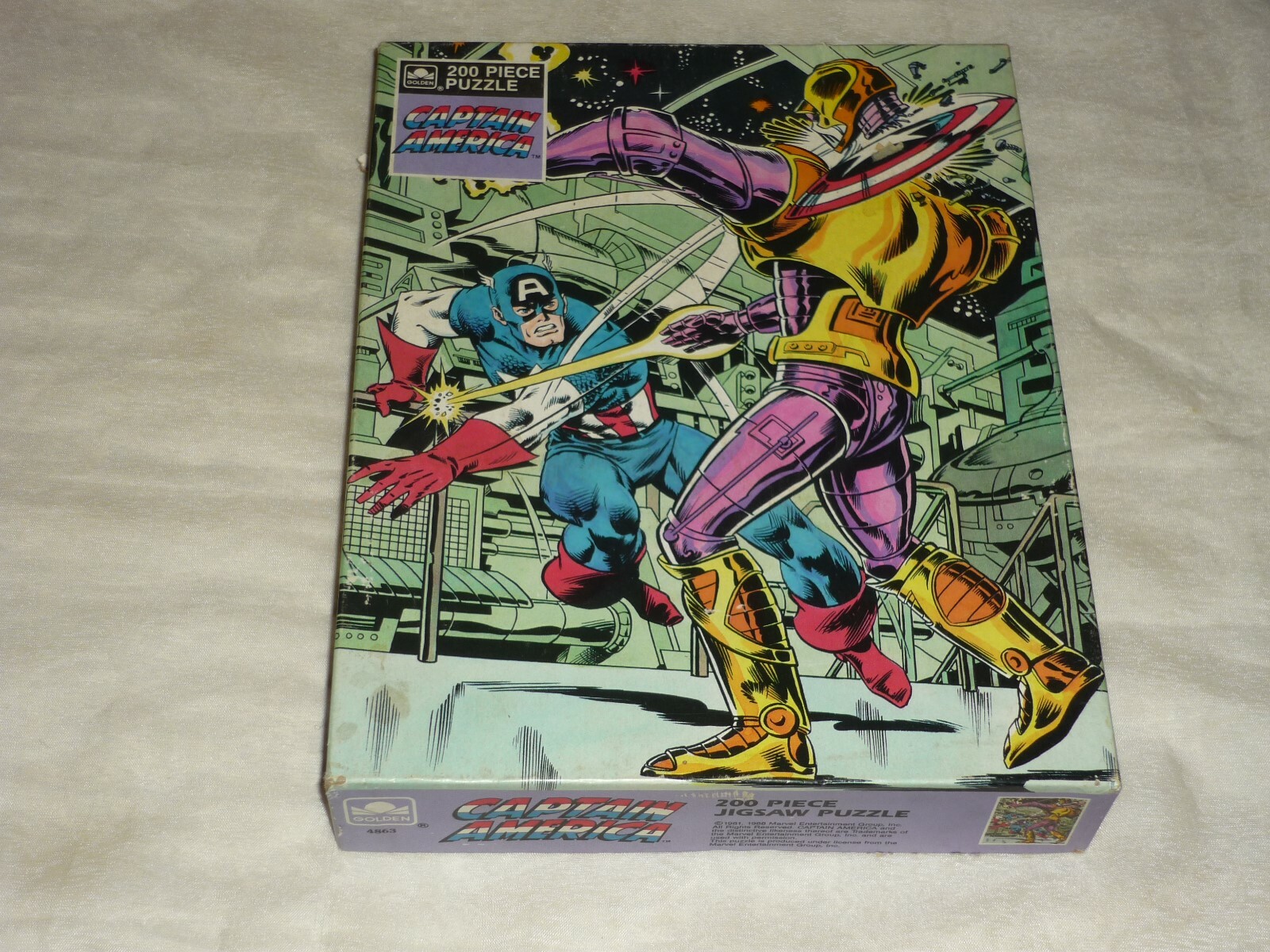 VNTG 1988 GOLDEN MARVEL CAPTAIN AMERICA 200PC JIGSAW PUZZLE