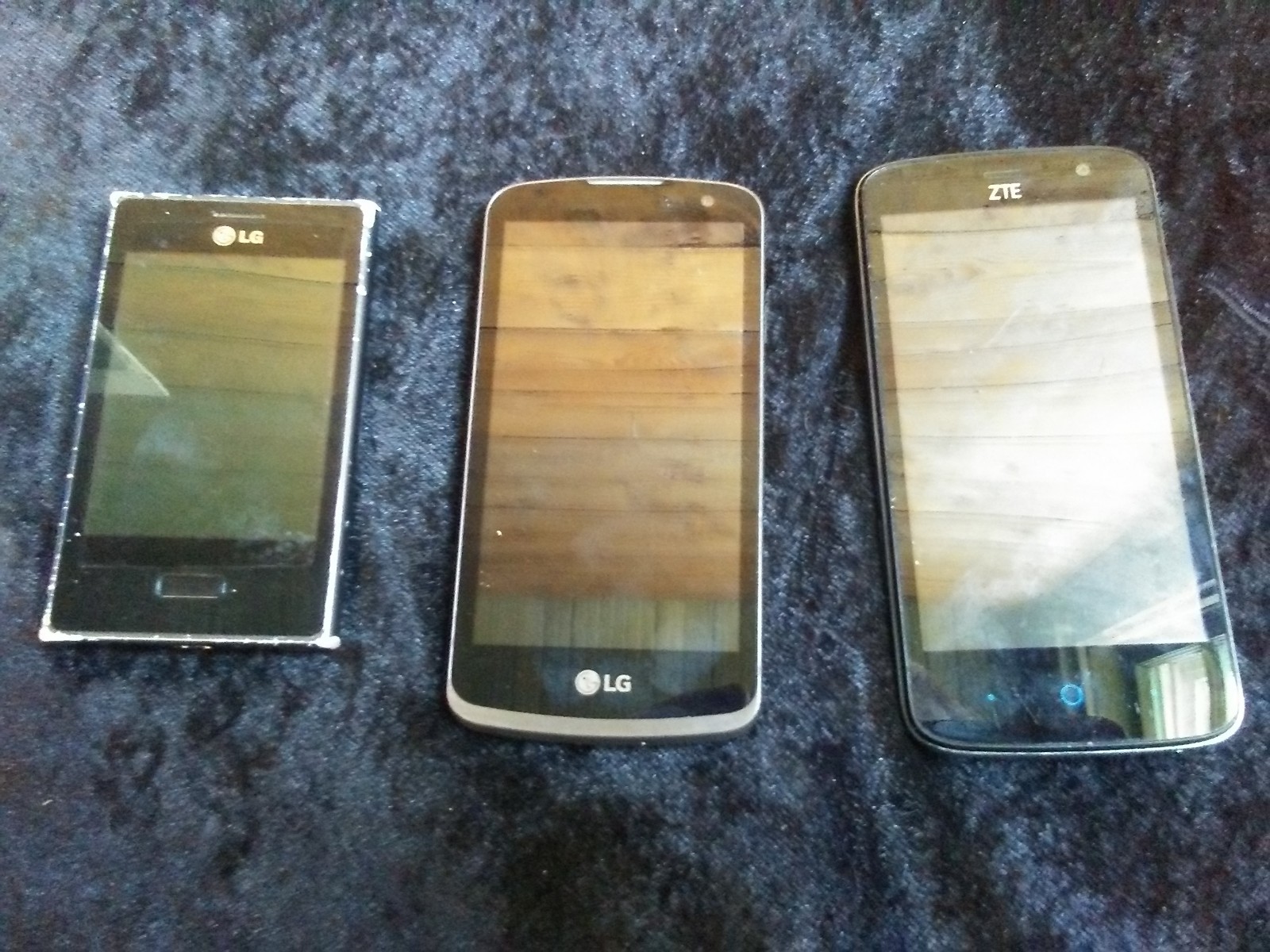 CELL PHONE LOT OF 7 MOBILE PHONES - SMARTPHONE, FLIP PHONE, LG, VERIZON, CDMA