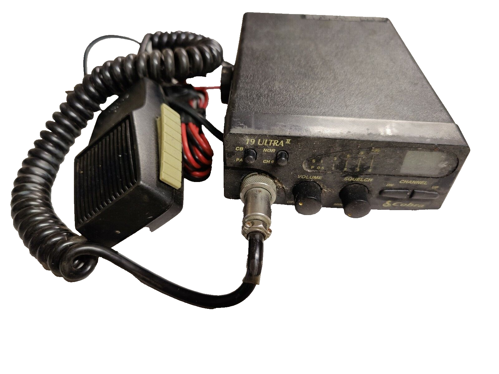 Cobra 19 Ultra II 40 Channel CB Radio Transceiver W