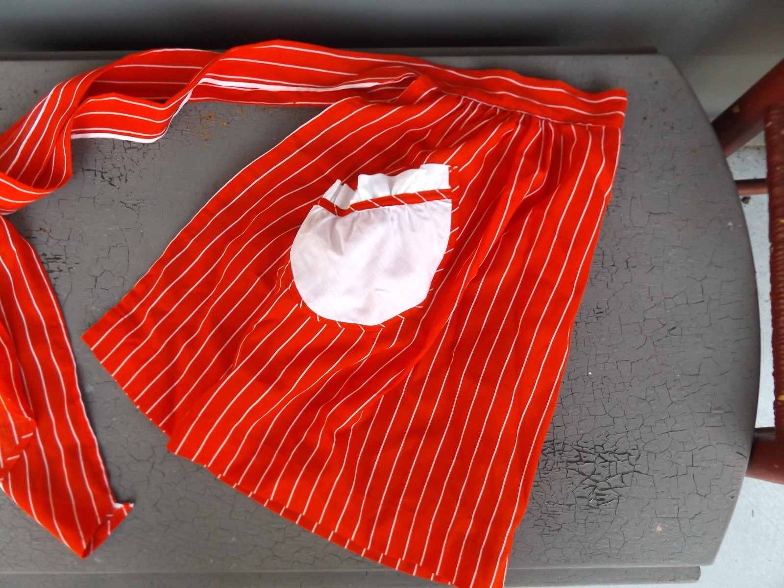 Amazing Handmade Vintage Red Striped Valentines Half Apron Rockabilly Valentine