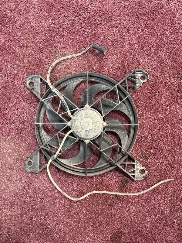 2016 KAWASAKI TERYX 800 4 FRONT RADIATOR COOLING FAN SHROUD #874