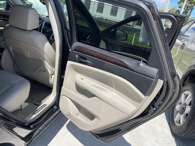 image 4 of interior