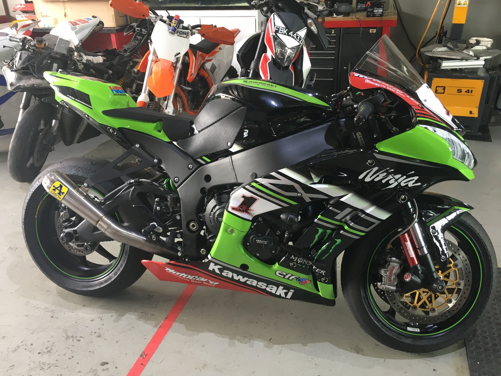 10 2023 Kawasaki NINJA ZX-10R KRT Edition | Blackstock