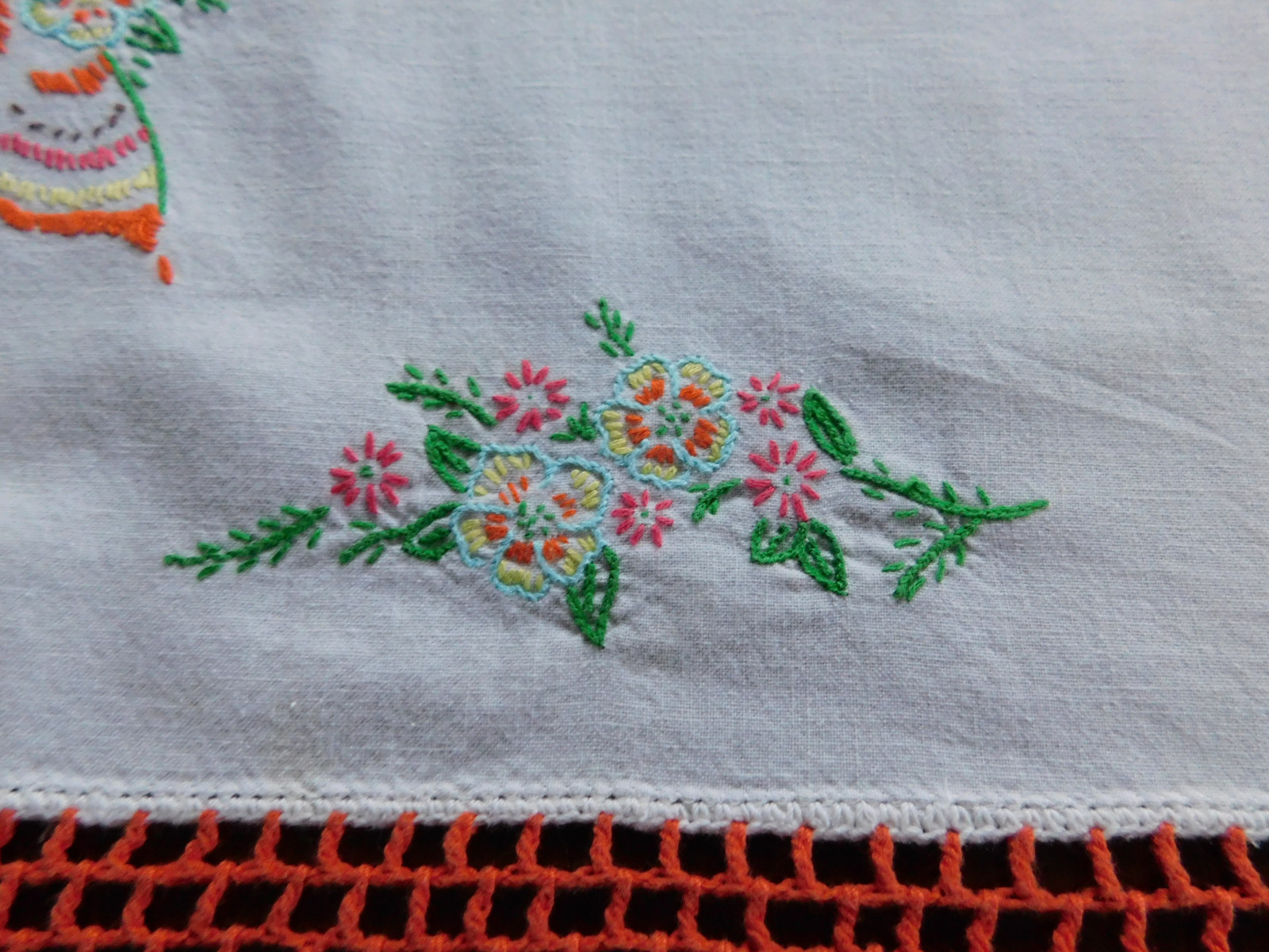 Vintage Hand Embroidered & Crocheted Dresser Scarf Table Runner Butterflies