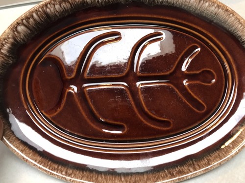 VINTAGE HULL BROWN DRIP 14