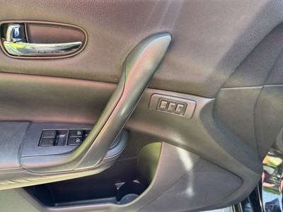 image 7 of interior