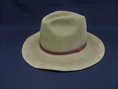akubra