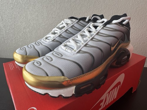 Nike Air Max Plus x Footlocker 50th Anniversary HM0352-100