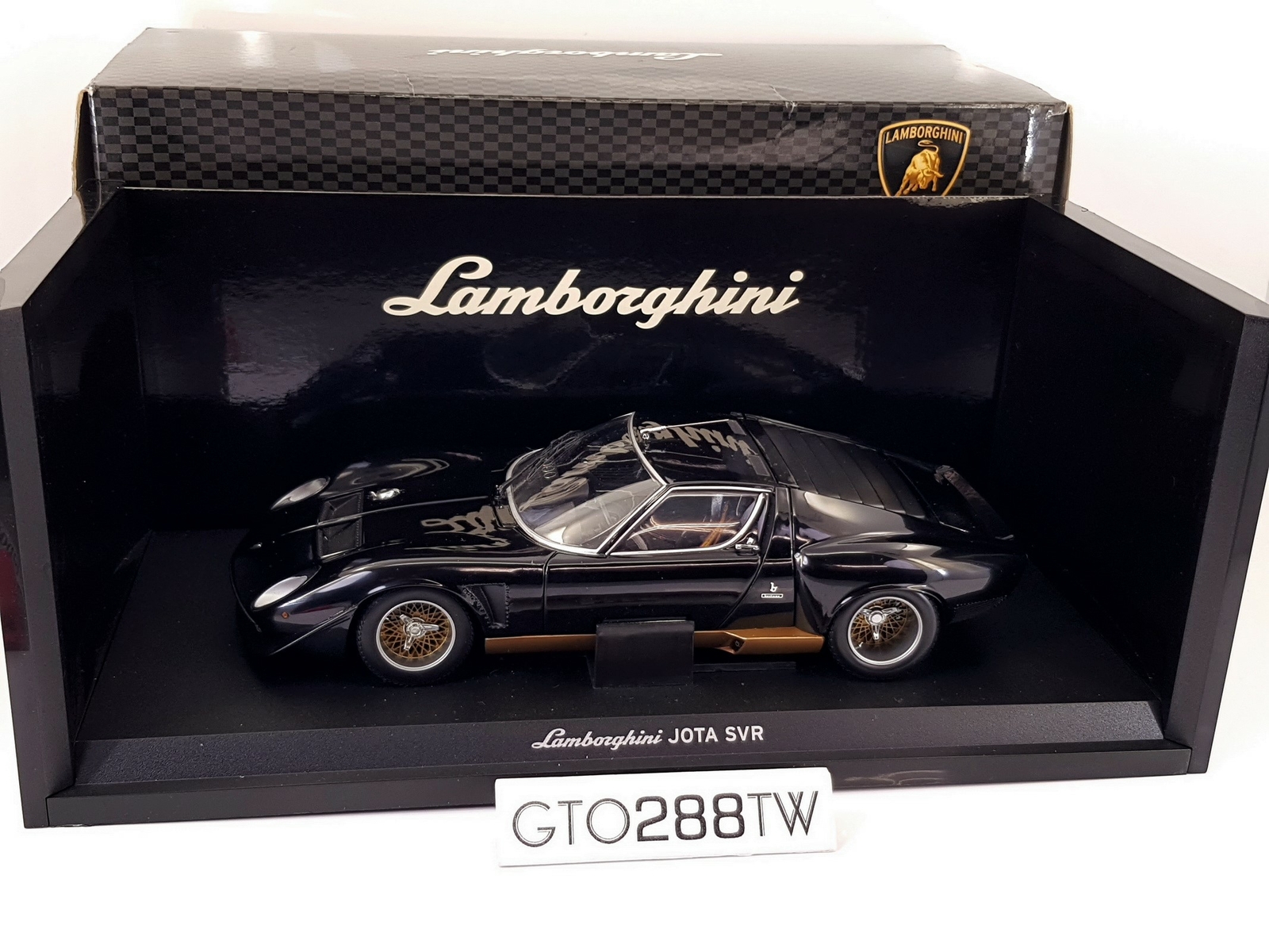 Kyosho 1:18 scale Lamborghini Jota SVR 