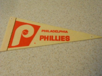 1970s Philadelphia Phillies  Felt Mini Pennant 3-1/2 X 7 