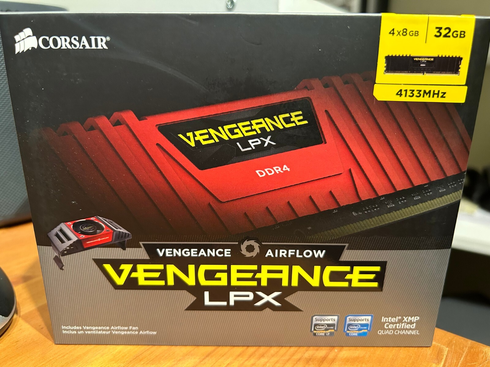 Corsair Vengence LP DDR3 合計32GBセット Corsair Vengeance 32GB 16GB 8GB DDR3 1600MHz CL9 / CL10 PC3