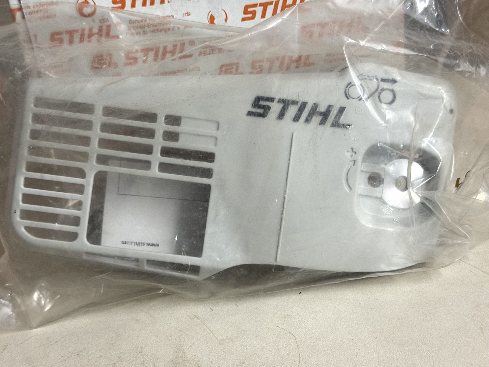 STIHL OEM CHAIN SPROCKET COVER 1129 640 1702 020T MS200 MS200 T MS 200 T 020 T - Picture 5 of 5