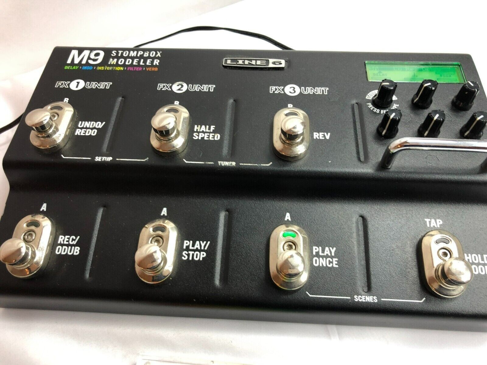 ギター LINE 6 M9 Stompbox Modeler LINE6 M9 Stompbox Modeler W/adapter Guitar Effect Pedal In
