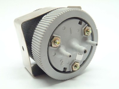 Honeywell RP971A 1015 Pneumatic Ratio Relay with Input Span 5 PSI