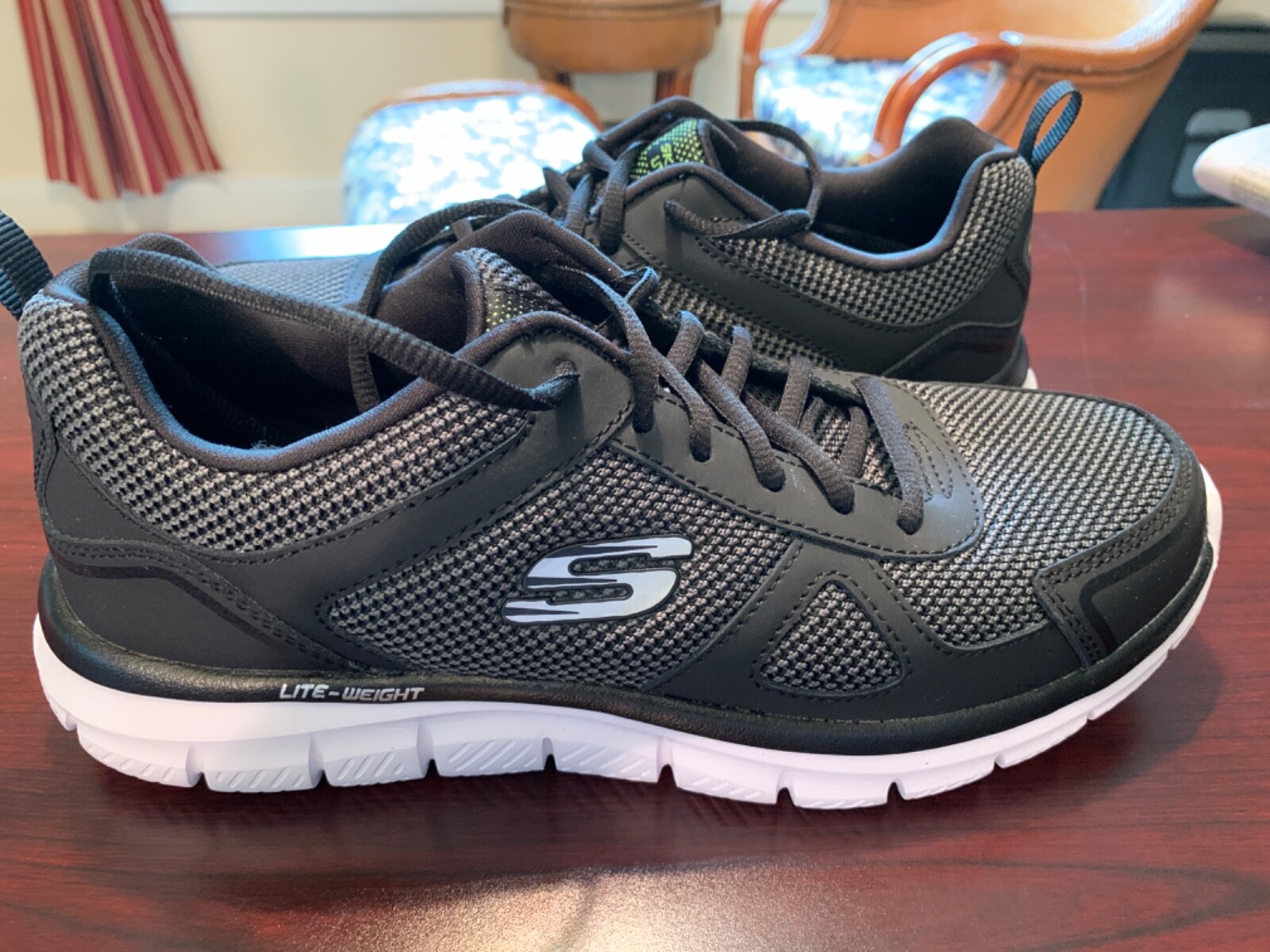 skechers lite weight