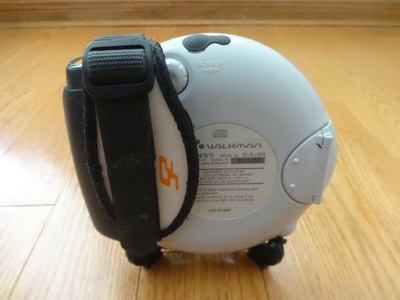 Sony D-SJ301 Sports CD Discman Portable Compact Disc Player TESTED 100%