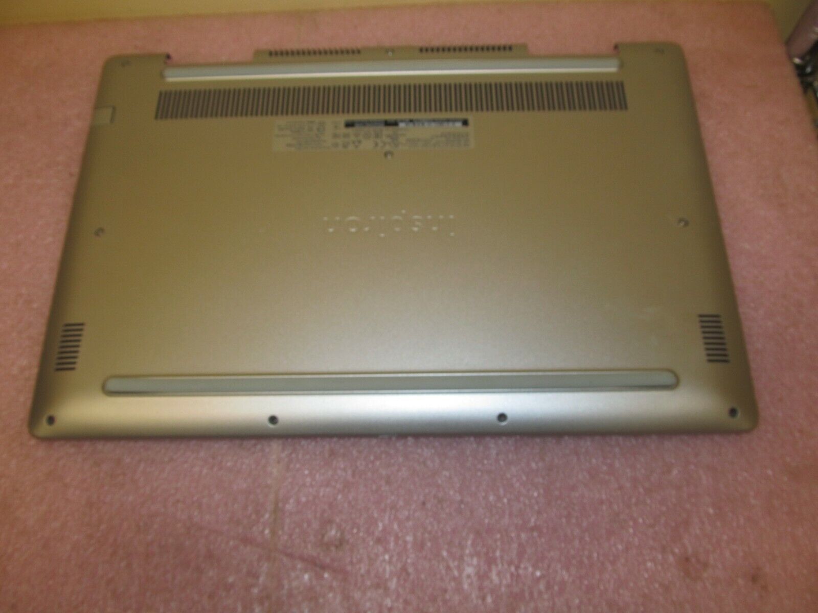 V144 DELL inspiron P70F Core i7 8550U 16GB|デル V144 DELL inspiron P70F Core i7 8550U 16GB|デル