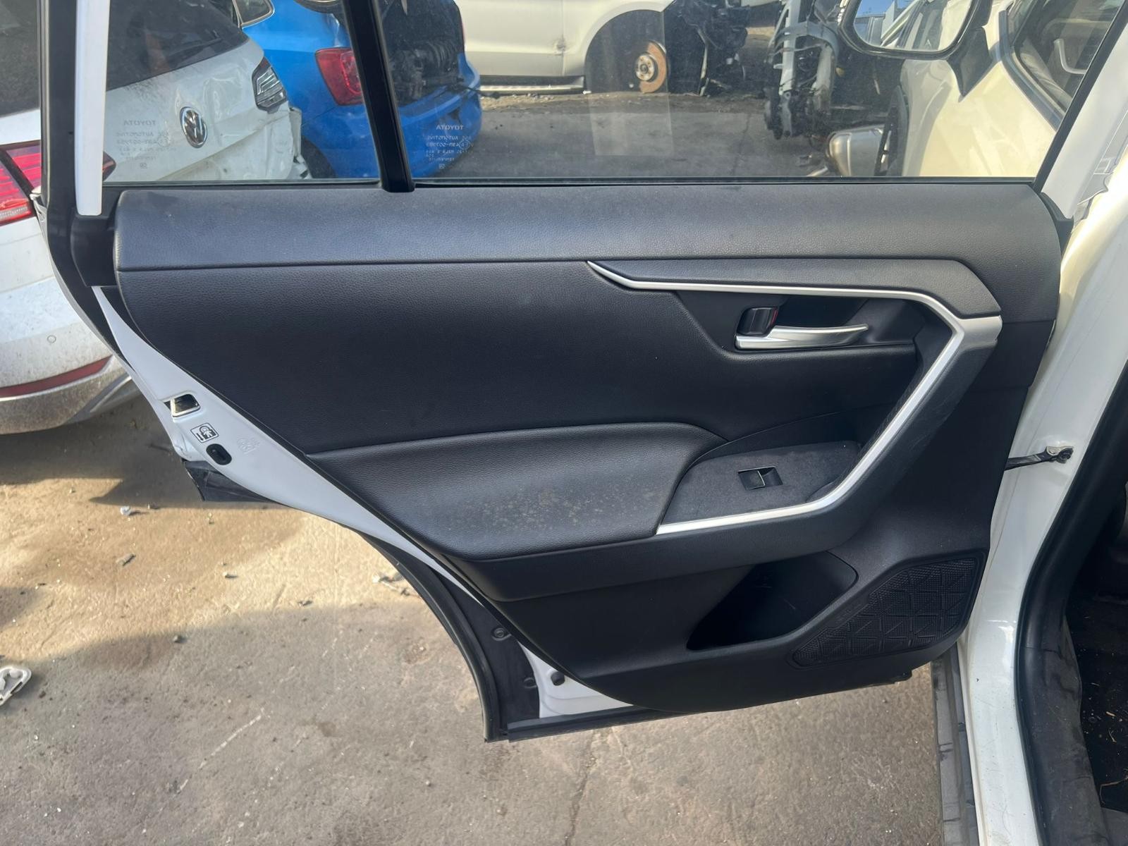 TOYOTA RAV4 11/2018-2025 RIGHT REAR CALIPER 2.5L HYBRID XA50 - thumbnail 4